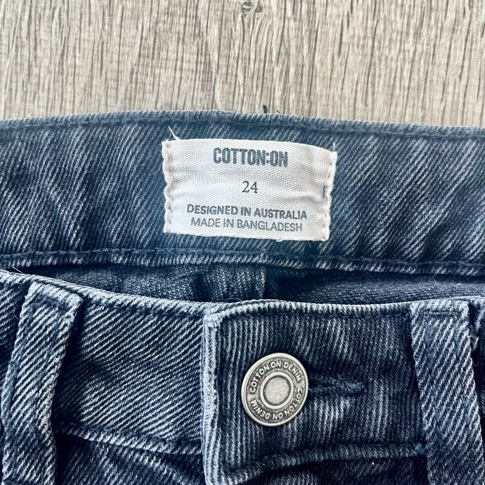 Cotton On - Relaxed Wide Jean SIZE 24 - Picture 5 of 6